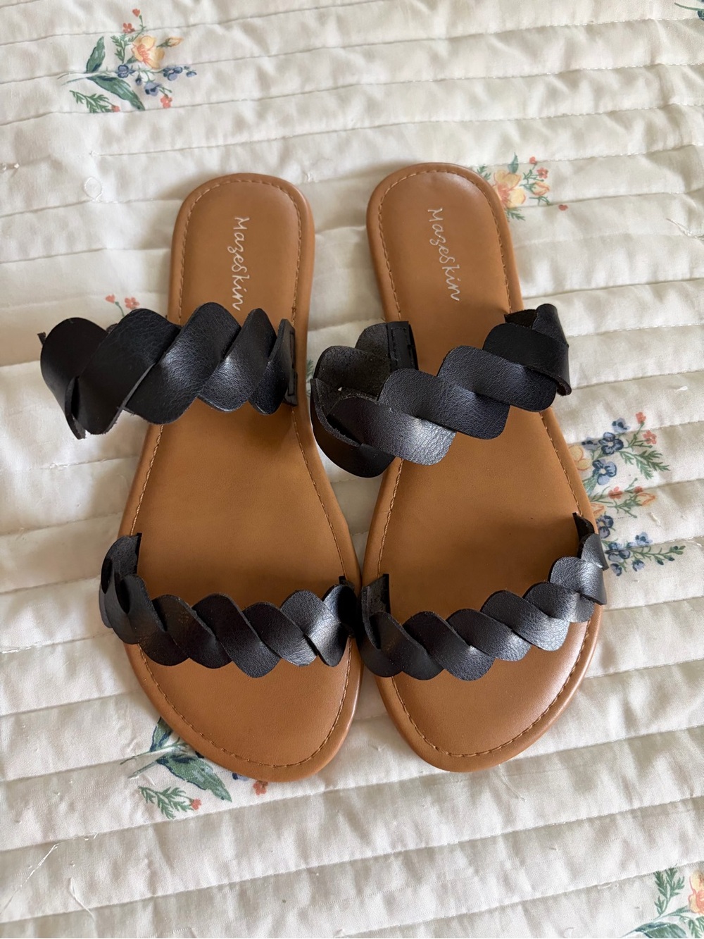 Women's Black Braided Slide Sandals -